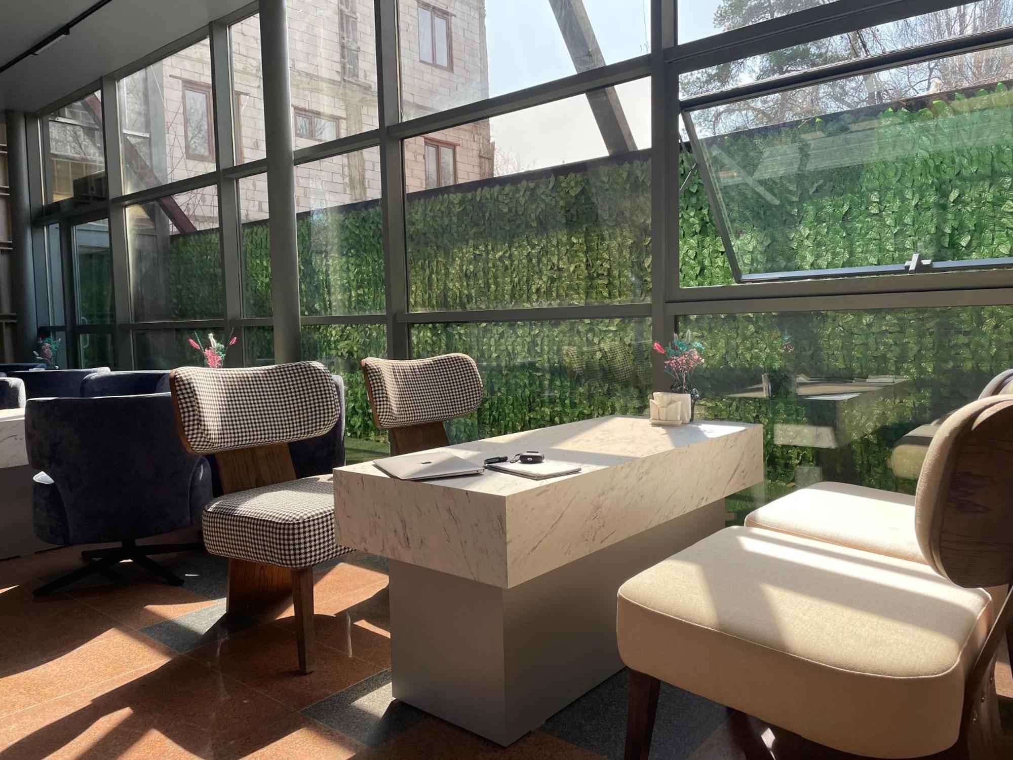 אלמטי Aykun Hotel מראה חיצוני תמונה