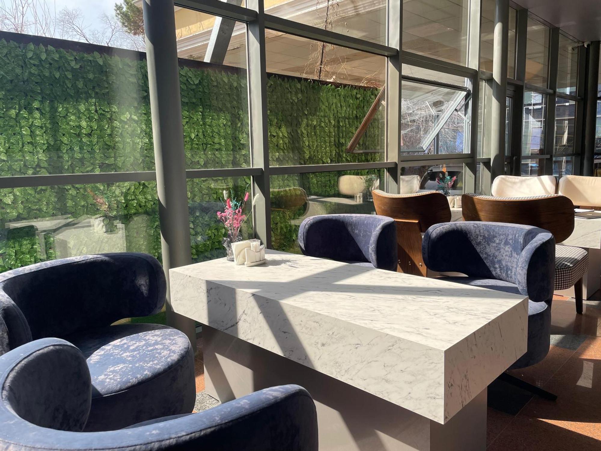 אלמטי Aykun Hotel מראה חיצוני תמונה