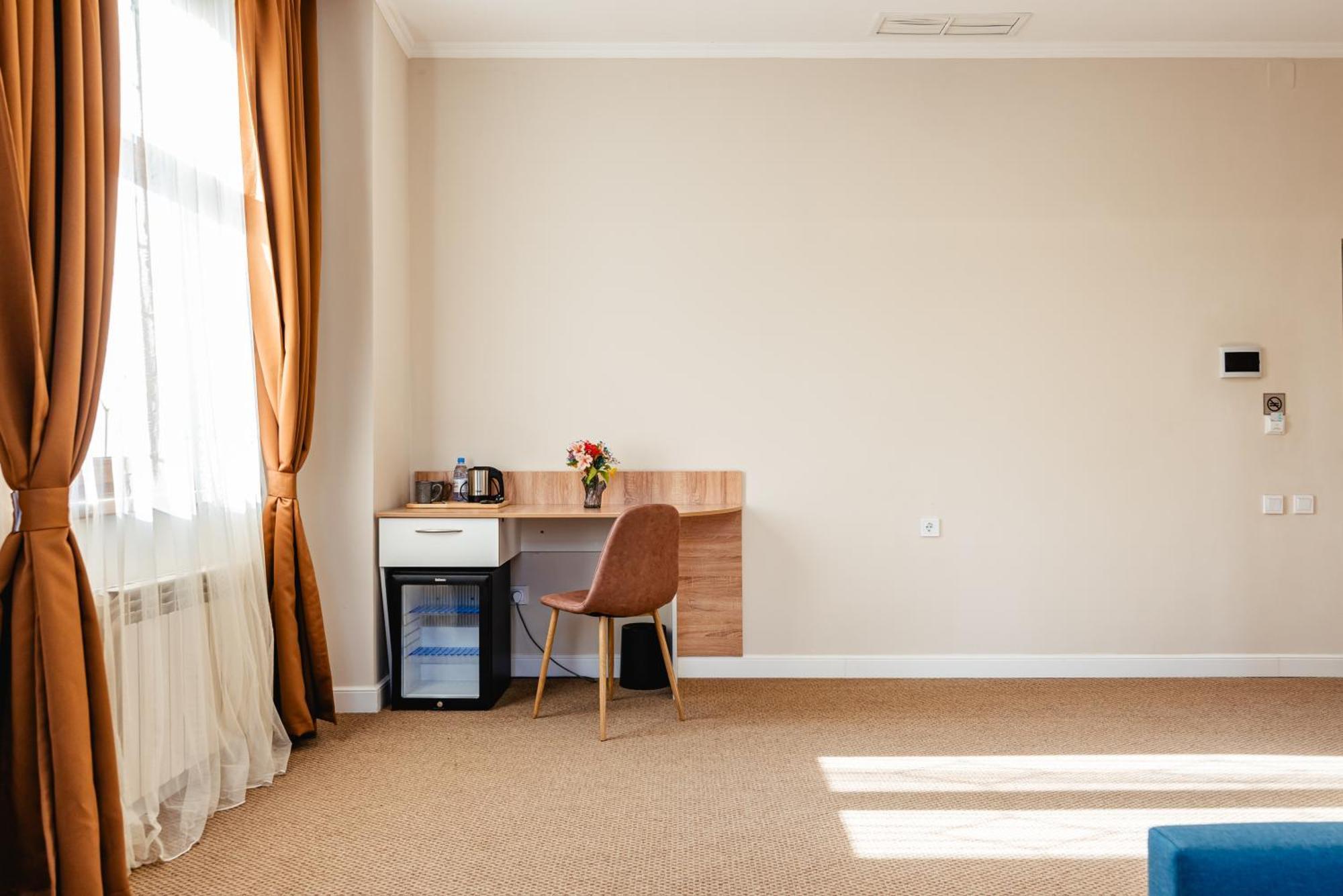 אלמטי Aykun Hotel מראה חיצוני תמונה