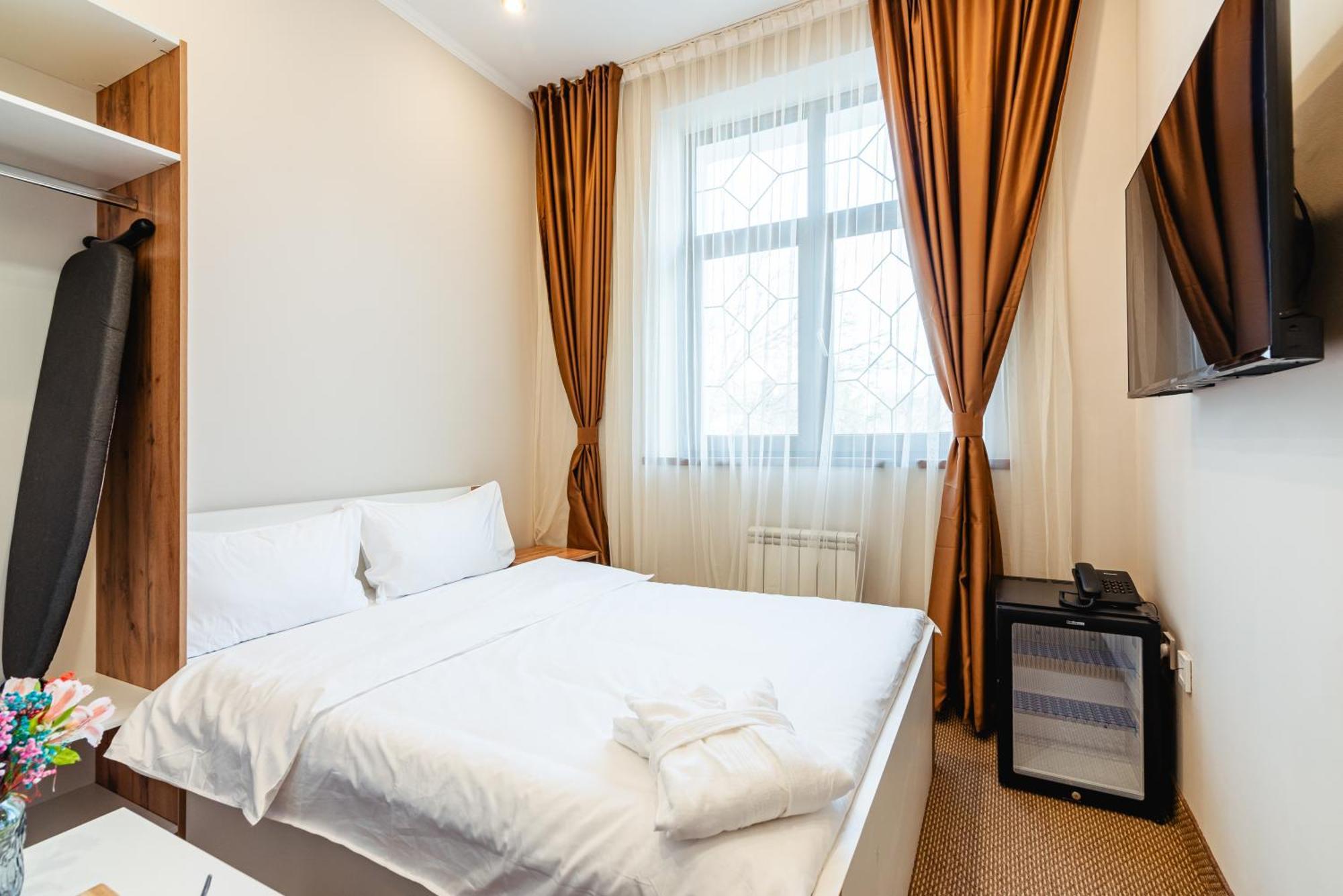 אלמטי Aykun Hotel מראה חיצוני תמונה