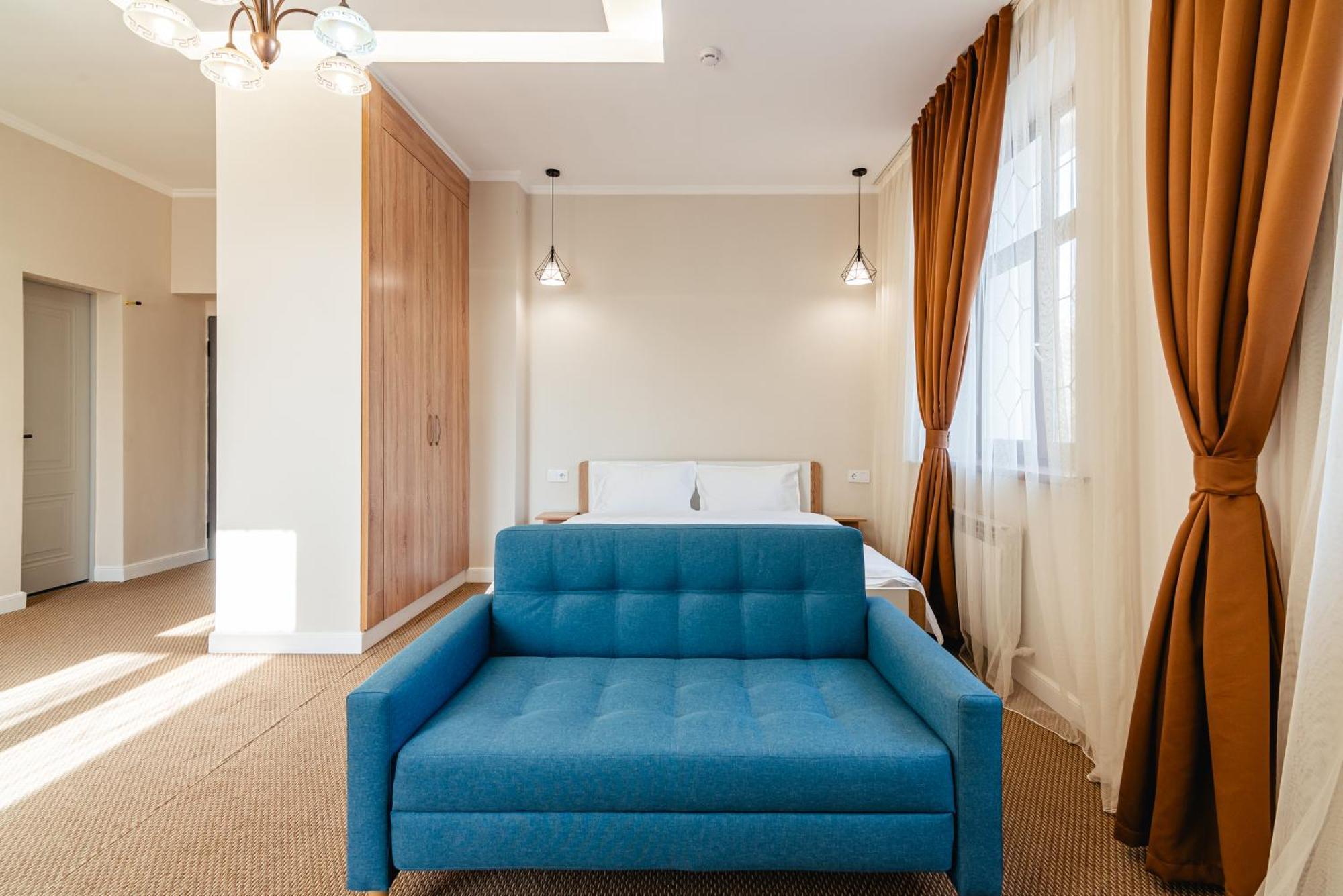אלמטי Aykun Hotel מראה חיצוני תמונה